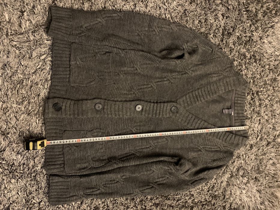 Sweter w rozmiarze L