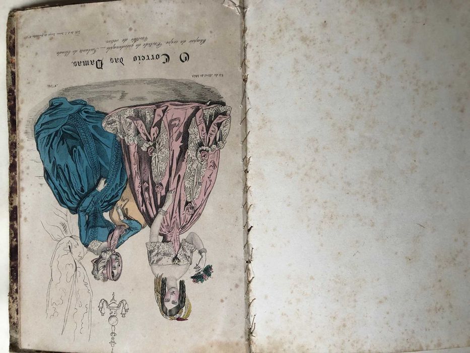 Musée de Costumes. Ancienne Maison Aubert. (1850)