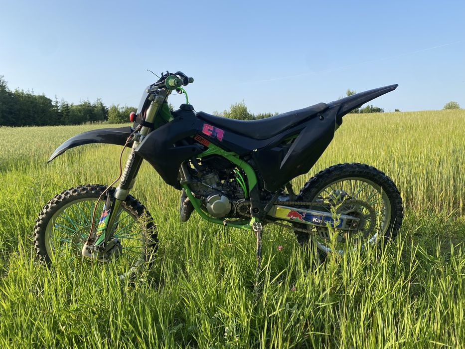 Продам Kawasaki kx 125 . 2Т