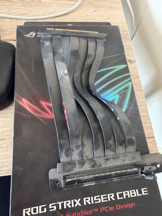 ASUS ROG Strix Riser Cable PCI-E 3.0 High Speed