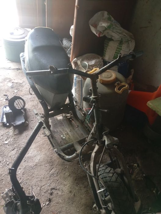 Продам хонду леад