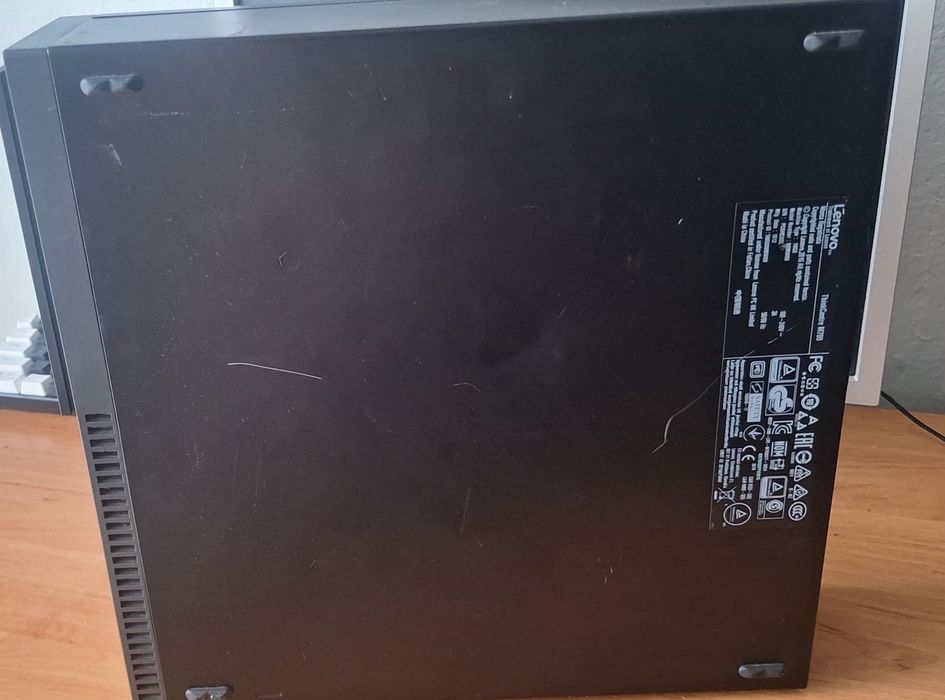 Komputer firmy Lenovo