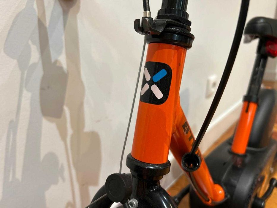 Bicicleta infantil B'Twin 500 Robot de 16 polegadas.