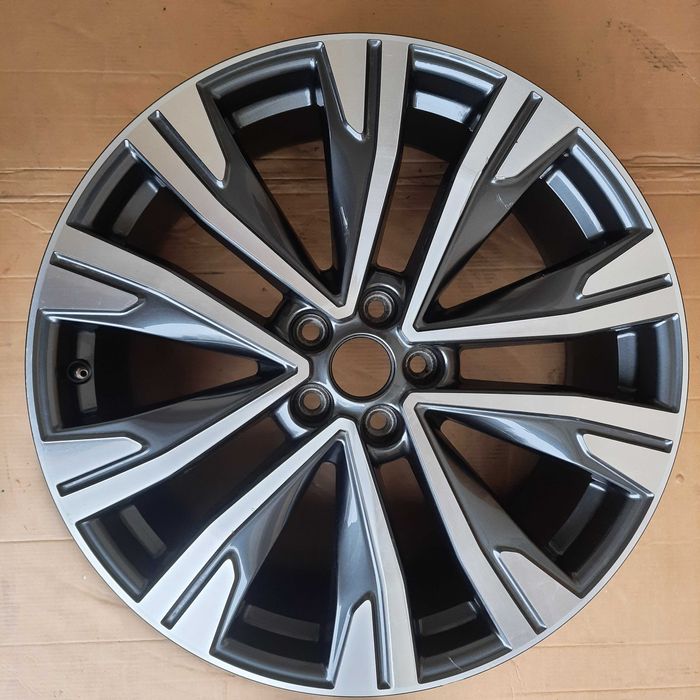 1 szt. felga 5x108 8Jx20 H2 ET55 FoMoCo LJ6C-L2A Ford Kuga MK3