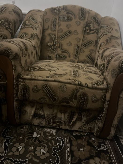 Продам мягке крісло