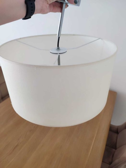 Lampa wisząca z abażurem, kremowa lub czarna