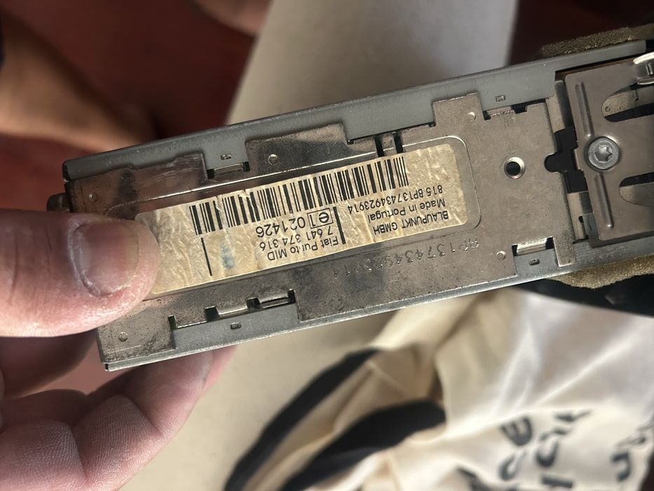 Radio original Fiat punto 2003