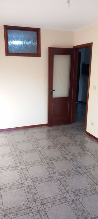 T1 com Lugar de Garagem ao Campo Alegre