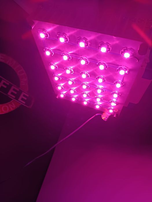 Lampy LED full spectrum