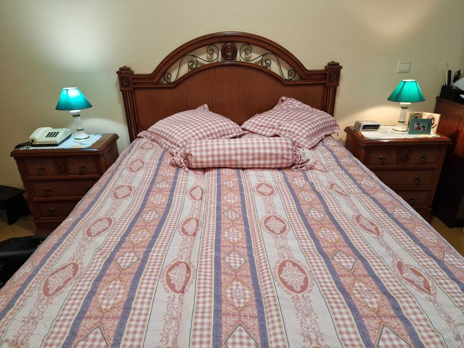 Edredon - colcha padrão flores rosa