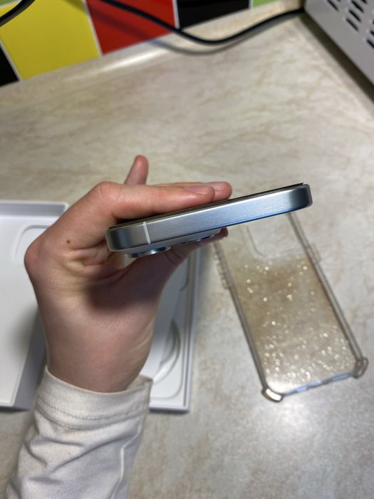 iPhone 15 Pro Max White Titanium