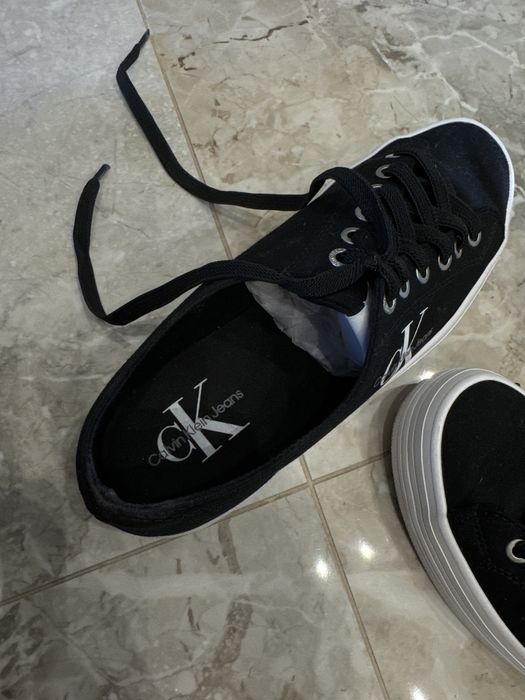 Calvin Klein оригінал 38 розмір
