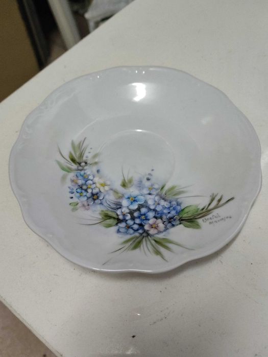 Conjunto de 2 chavenas e pires Pintado a mao assinado