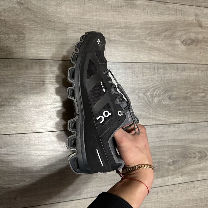 on cloud running waterproof швейцарські кросівки оригінал