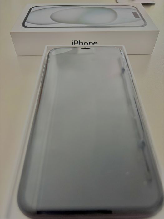 iPhone 11 64 GB, Like New64739834265475121