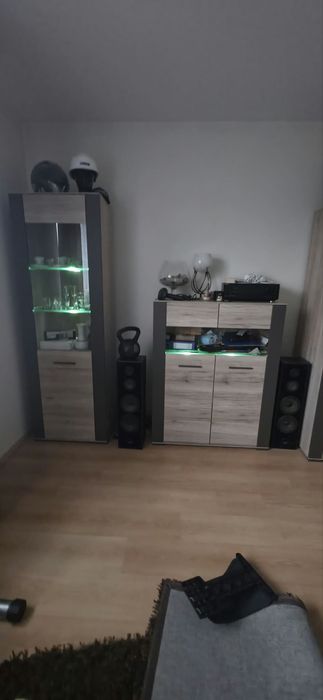 Sprzedam zestaw mebli pokojowych