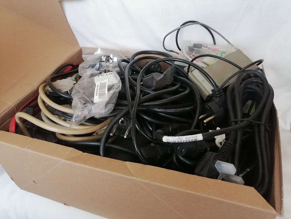 Kable rozne zestaw lot głośniki