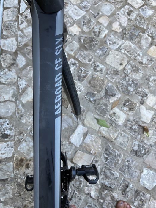 Canyon AeroRoad CF SLX