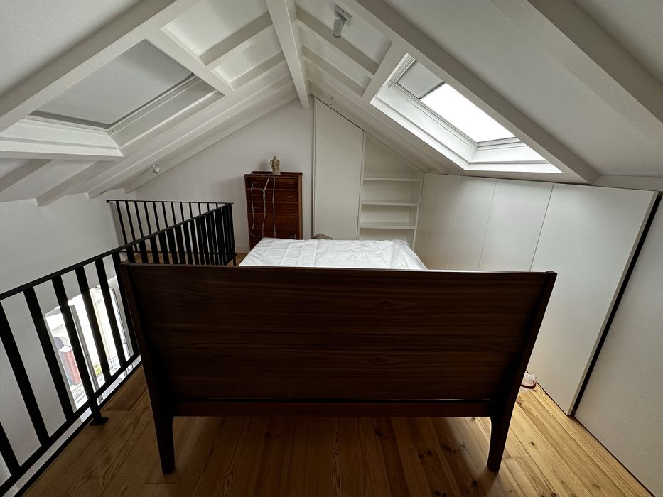 Cama em Madeira