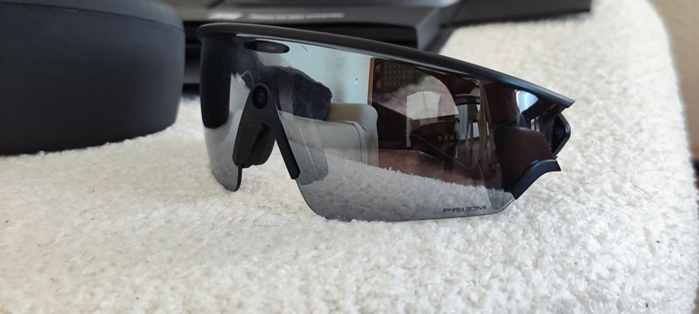 Oakley Meta Vanguard