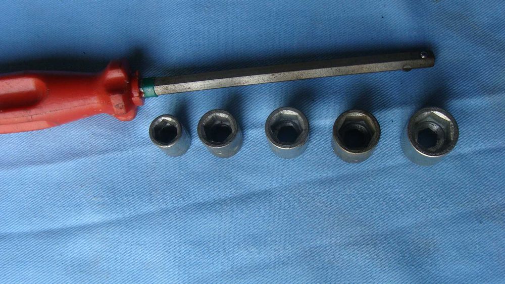 Klucze oczkowe i płaskie