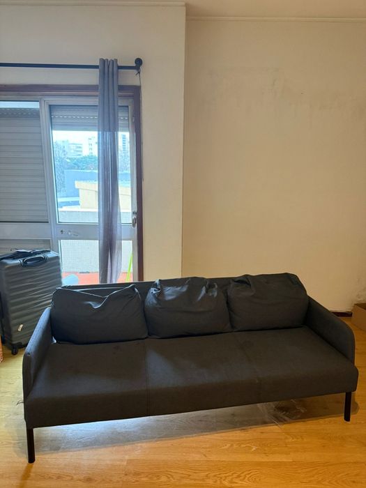 Sofá IKEA semi novo