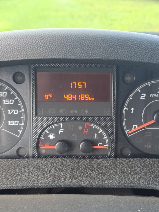 Peugeot Boxer 2.2 diesel  9 osobowy