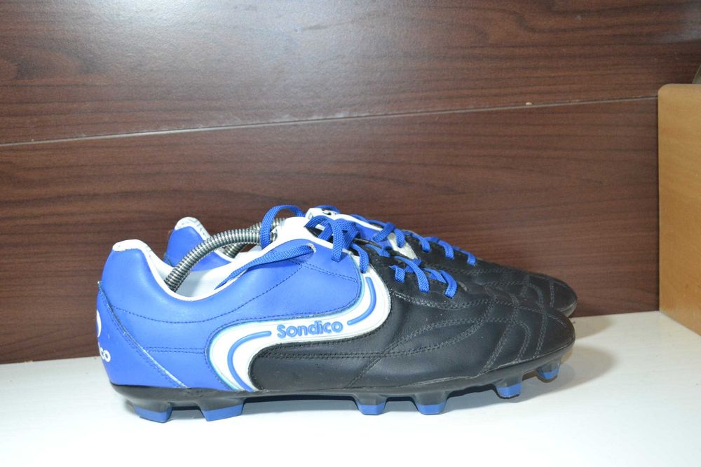 sondico 46р бутсы кожаные оригинал бампы шиповки копочки