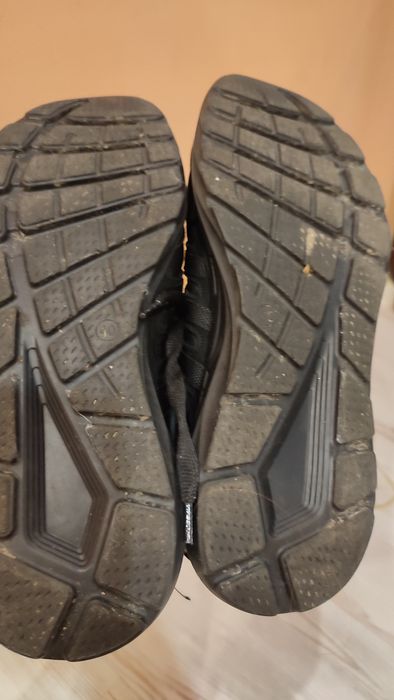 Шкіряні кросівки на юнака