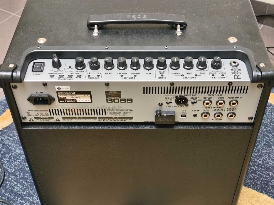 Piec Combo Boss KTN-110B KATANA BASS 110, bluetooth, footswitch.