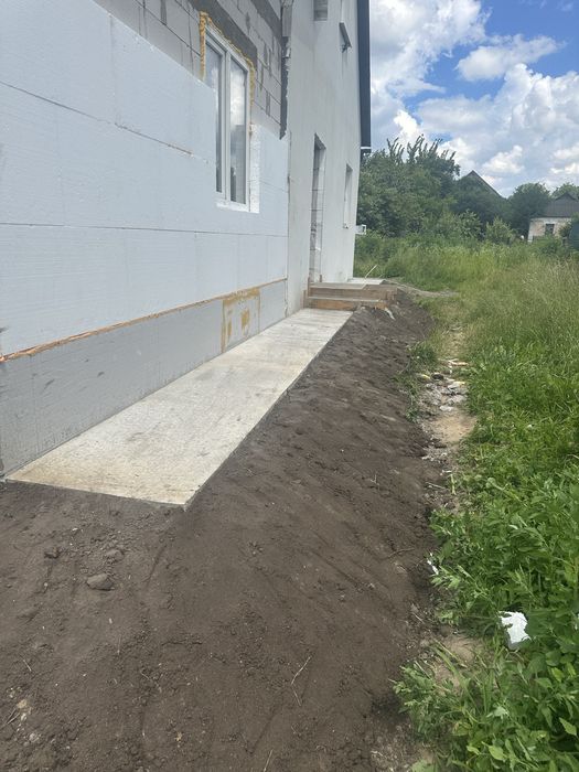 Установка окон. Крыши. Утепление домов. Кладка. Все по стройке.