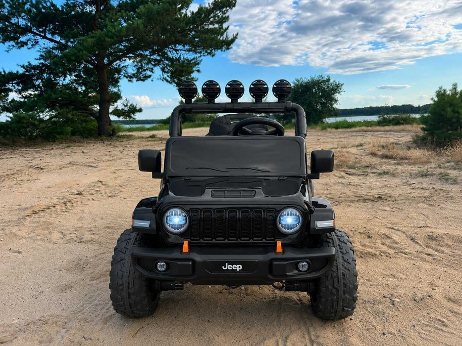 Auto Na Akumulator Jeep Rubicon Auto dla dzieci EVA Full LED Pojazd