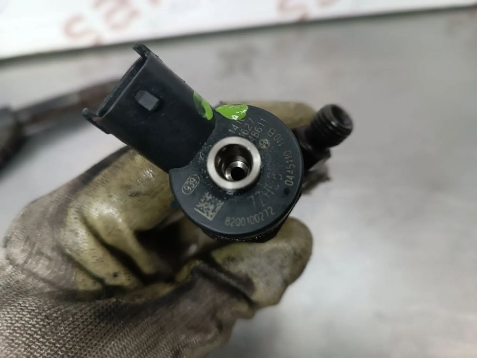 INJECTOR RENAULT LAGUNA / TRAFIC 1.9DCI 8200100272 0445110110B