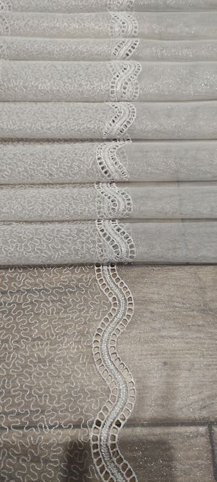 Karnisz zazdroska firanka