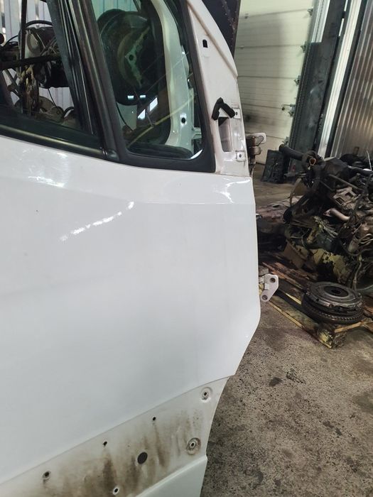 Дверка передня права Mercedes-Benz Sprinter w907 w910 2018+