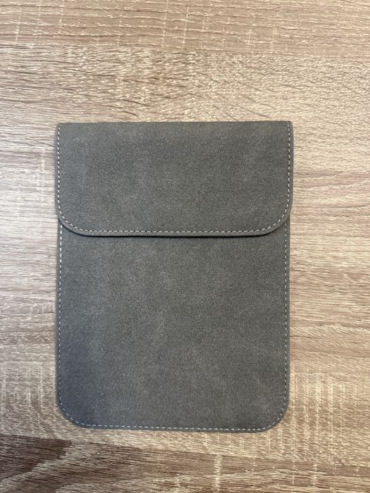 Чохол для електронноі книги на магніті