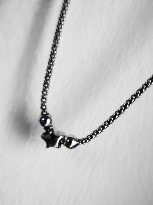 Nietuzinkowy naszyjnik srebro 925