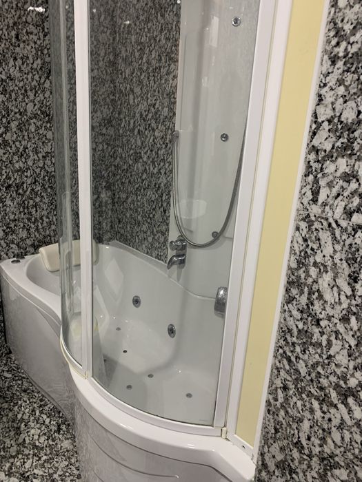 Banheira de hiromassagem a funcionar