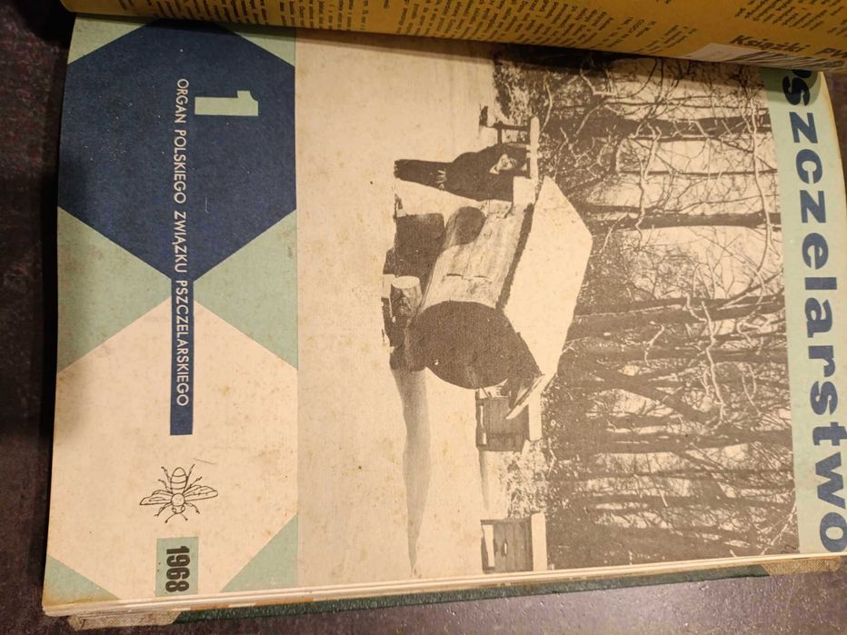 Pszczelarstwo magazyn kompletne roczniki 1967 i 1968 oprawione