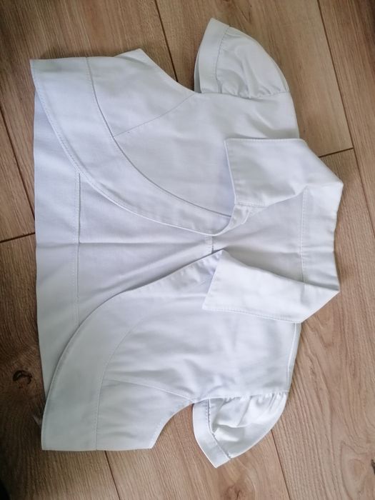 Bolerko białe bez rękawów
