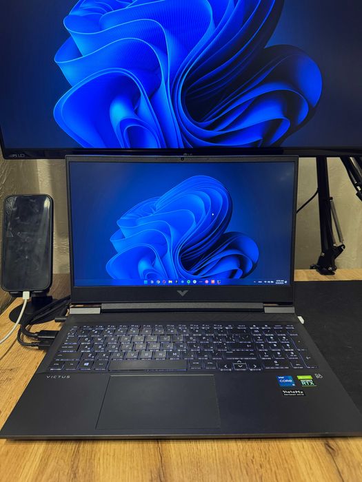 ІДЕАЛЬНИЙ Ноутбук 16 дюймів HP Victus 16 i5 11400H RTX 3050TI