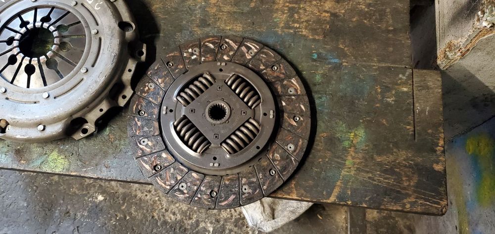 Щеплення одномасове Рено лагуна 2.0 laguna m9r сцепление диск корзина