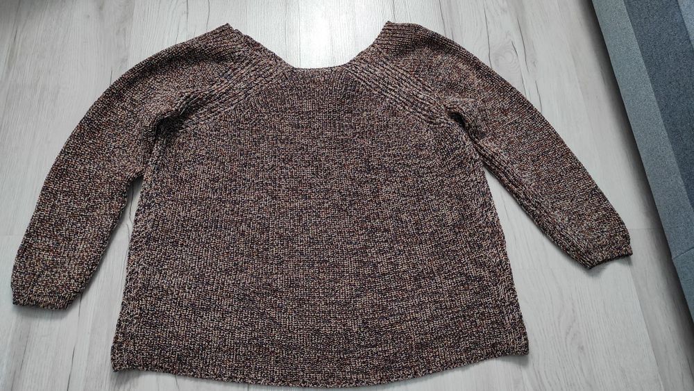 Sweter/ sweterek firmy Massimo Dutti rozmiar M