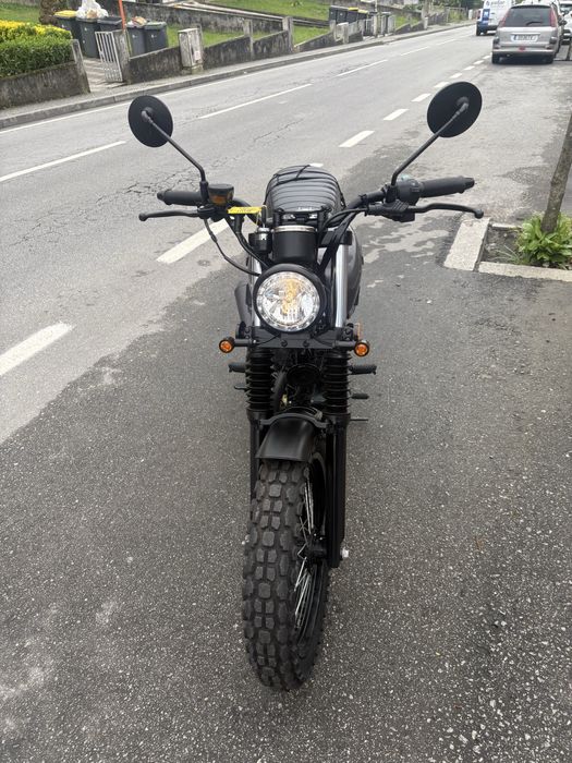Bullit Bluroc 125 ( 980 km )