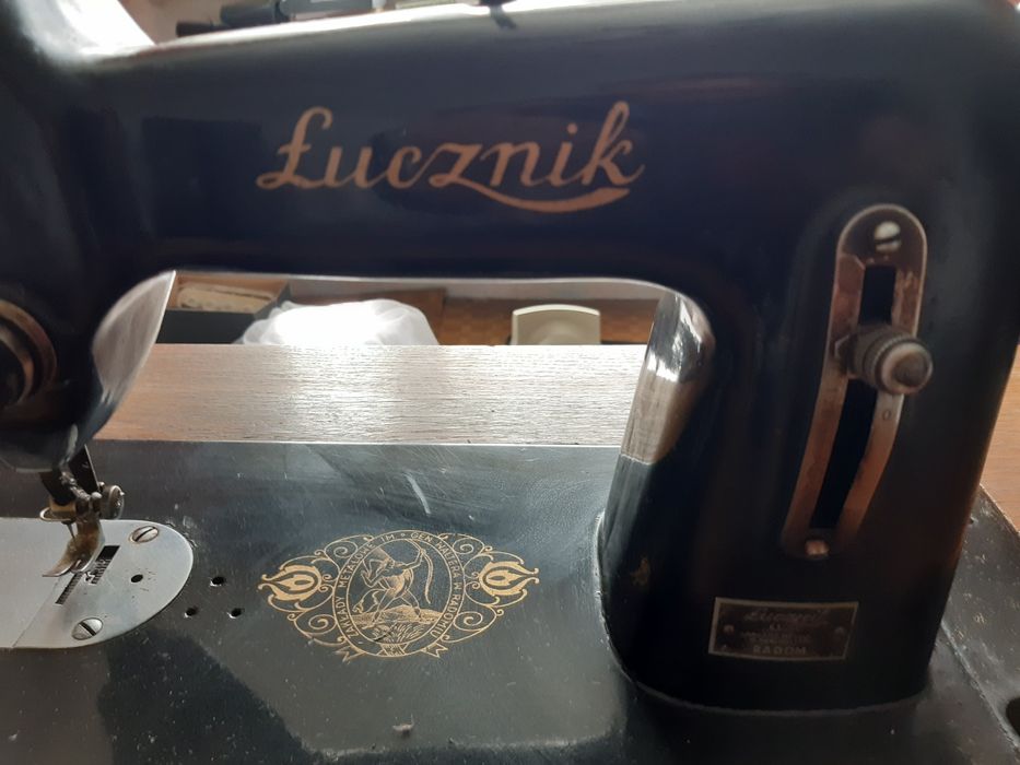 Maszyna do szycia sprawna ŁUCZNIK PRL