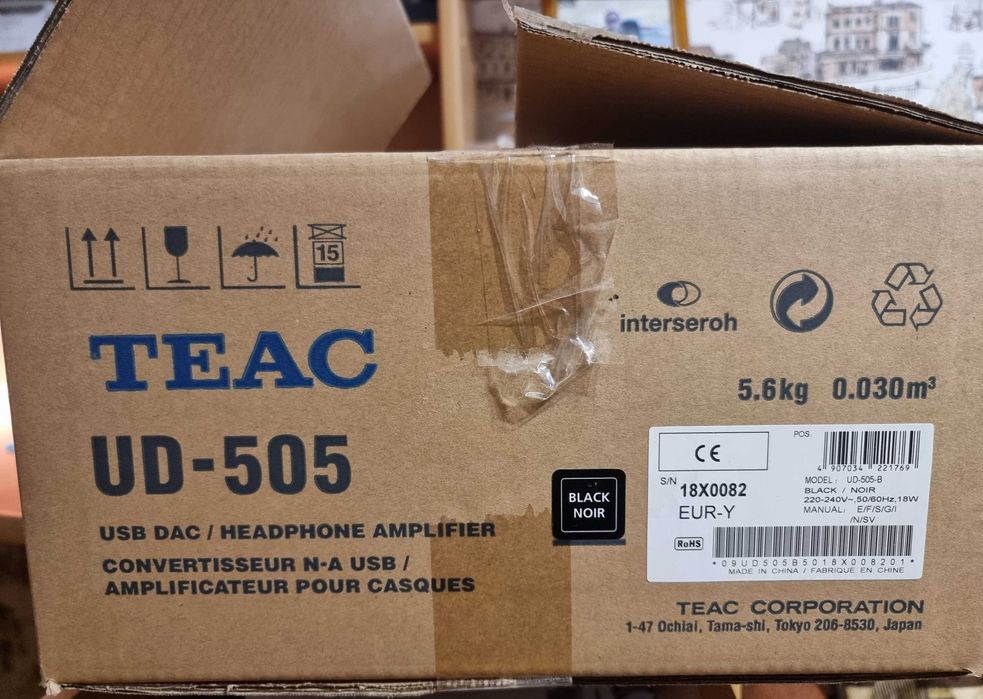 TEAC UD-505 ЦАП с усилителем для наушников, пред. АК4497