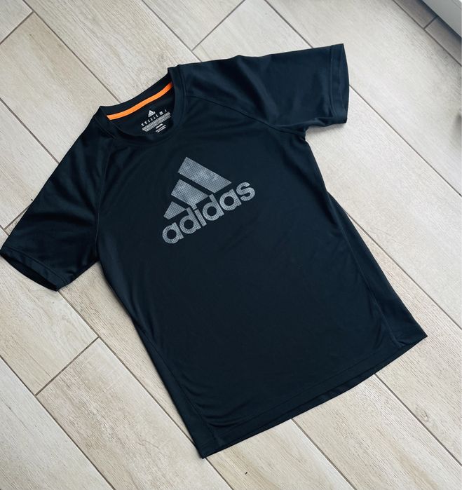Футболка Adidas M