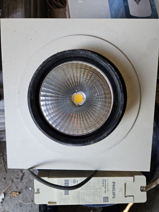 Sprzedam lampy halogenowe