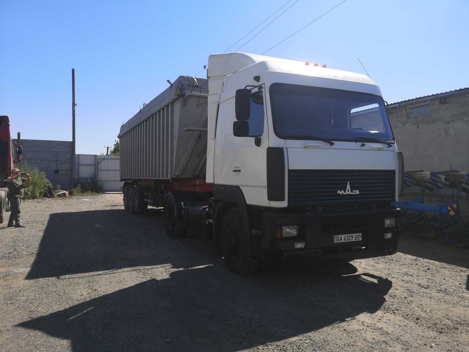 Продам МАЗ 544008 зерновоз
