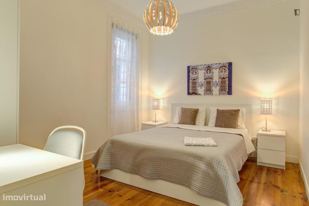 Quarto - localizado em Picoas Lisbon